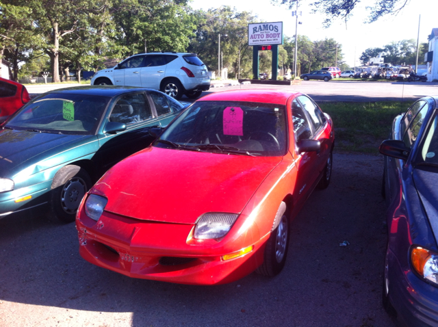 Pontiac Sunfire 1999 photo 2