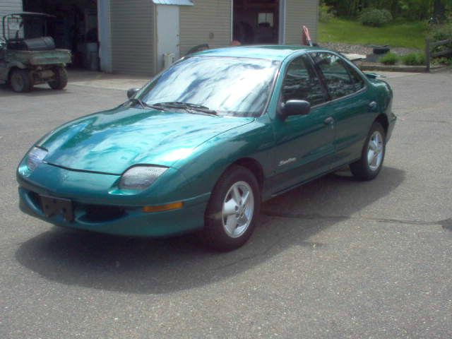 Pontiac Sunfire 2006 Hyundai LX Sedan