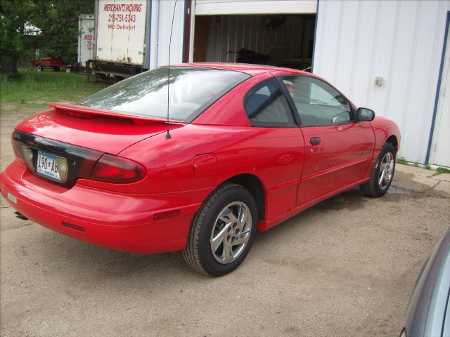 Pontiac Sunfire 4dr Sdn SL Auto Sedan Coupe