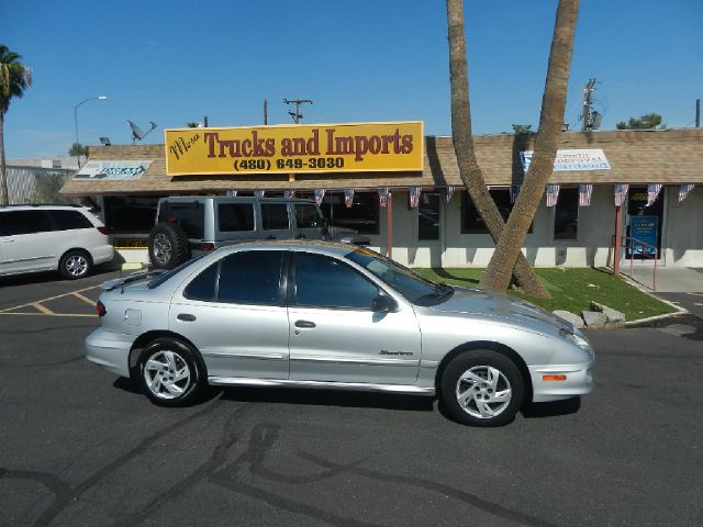Pontiac Sunfire 2000 photo 1