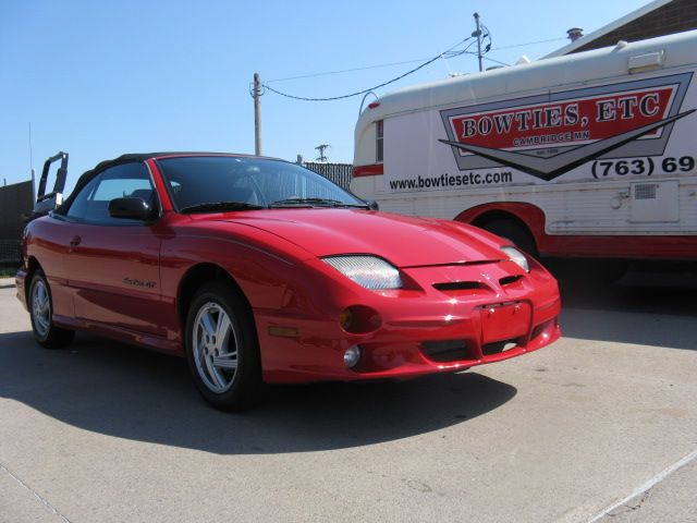 Pontiac Sunfire 2000 photo 3