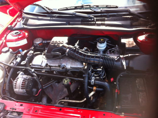 Pontiac Sunfire 2000 photo 1