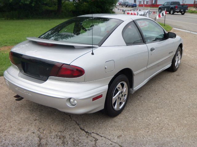 Pontiac Sunfire 2000 photo 4