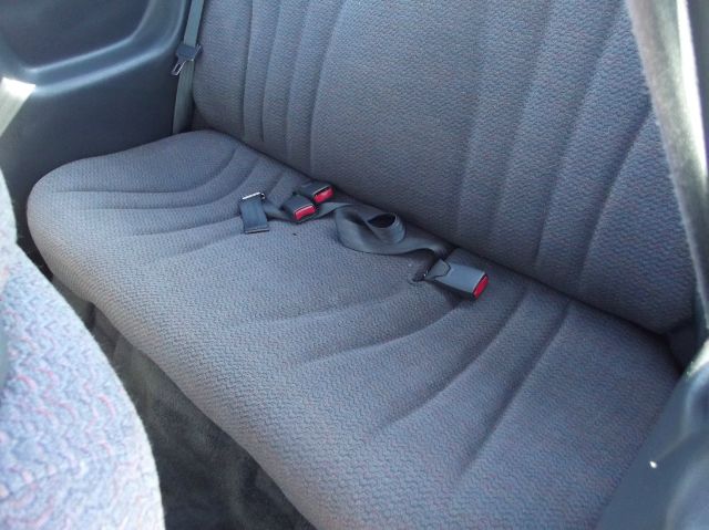 Pontiac Sunfire 2000 photo 2