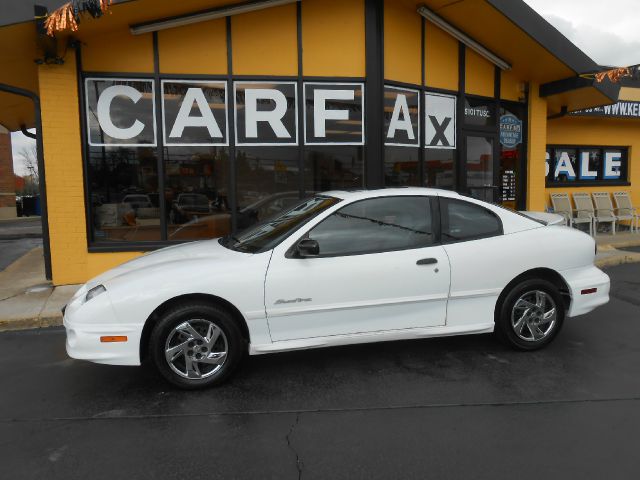 Pontiac Sunfire 2000 photo 1