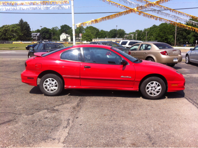 Pontiac Sunfire 4dr Sdn SL Auto Sedan Coupe