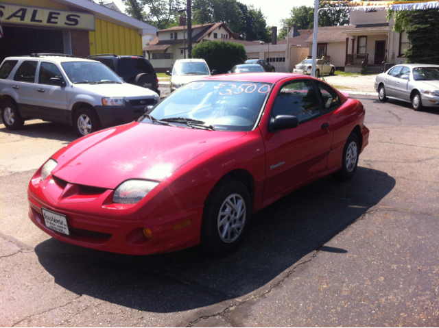 Pontiac Sunfire 2000 photo 3