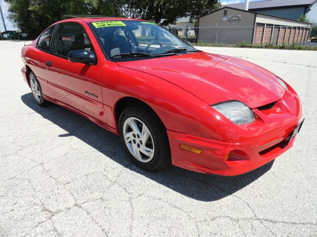 Pontiac Sunfire 2001 photo 2