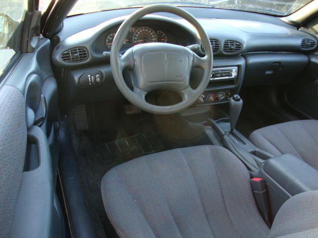 Pontiac Sunfire 2001 photo 2