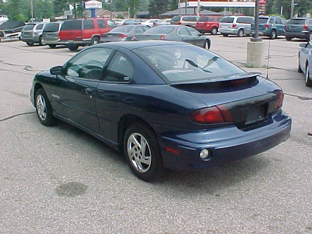 Pontiac Sunfire 2001 photo 3