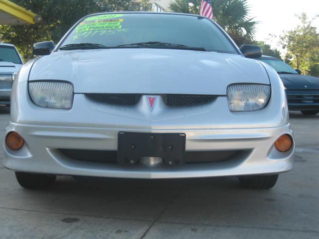 Pontiac Sunfire 2001 photo 2