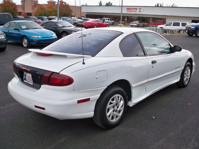 Pontiac Sunfire 2001 photo 1