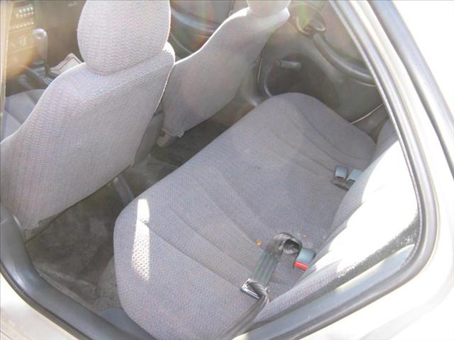 Pontiac Sunfire 2001 photo 4