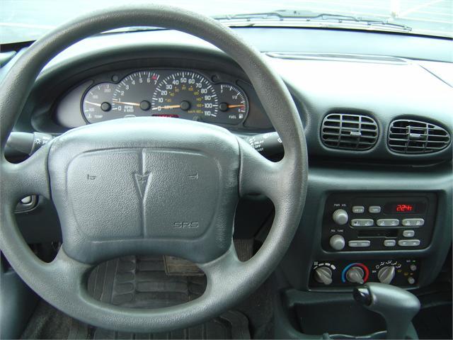 Pontiac Sunfire 2001 photo 1