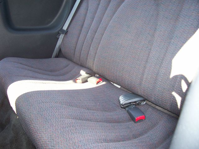 Pontiac Sunfire 2001 photo 2