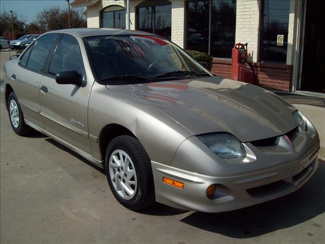 Pontiac Sunfire 2001 photo 2