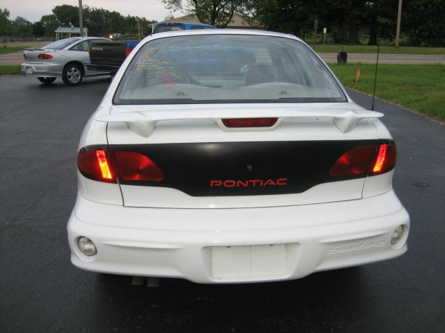 Pontiac Sunfire 2002 photo 1