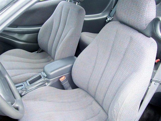 Pontiac Sunfire 2002 photo 2