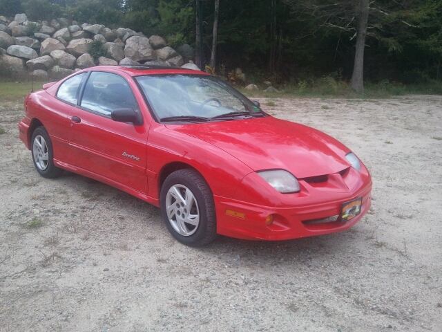 Pontiac Sunfire 2002 photo 2