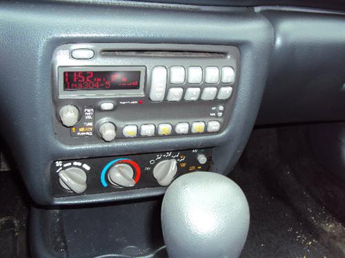 Pontiac Sunfire 2002 photo 5