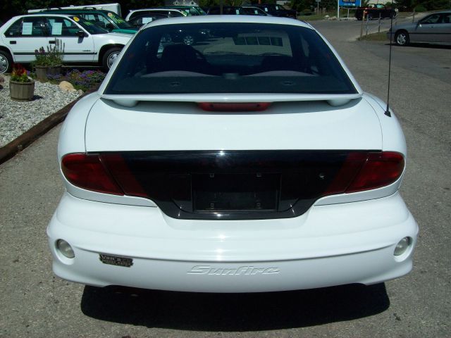 Pontiac Sunfire 2002 photo 1
