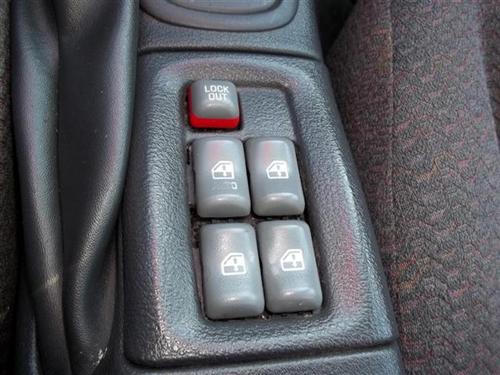 Pontiac Sunfire 2002 photo 3