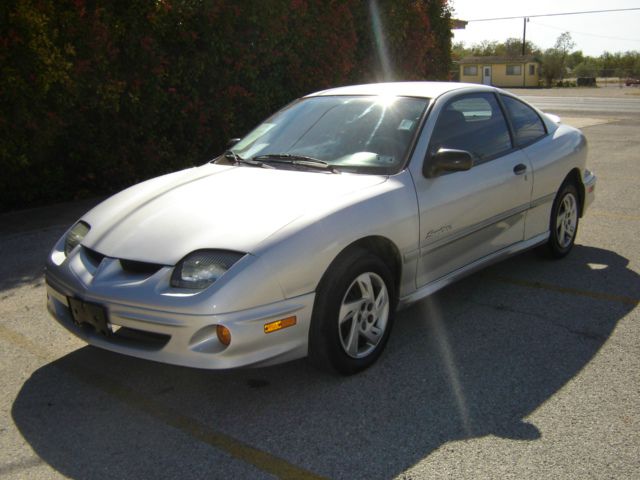 Pontiac Sunfire 2002 photo 2