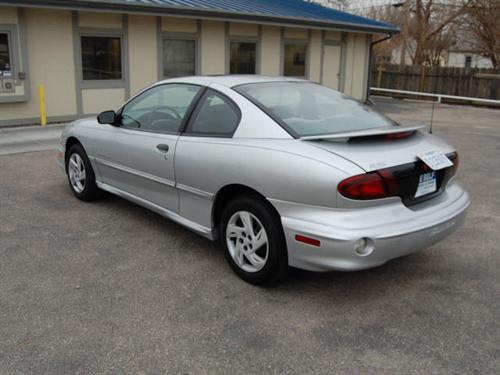 Pontiac Sunfire 2002 photo 2
