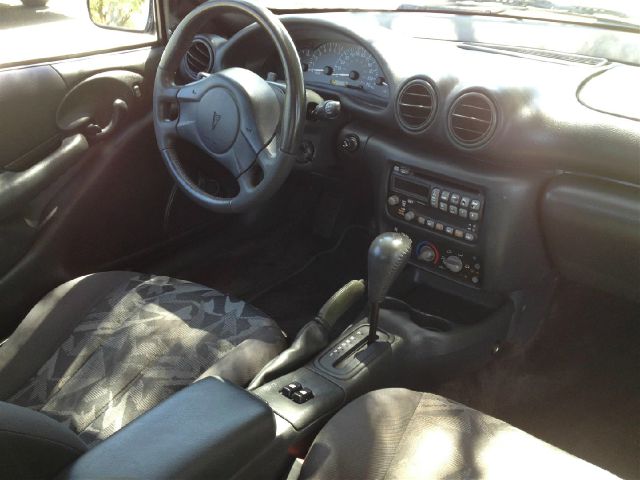 Pontiac Sunfire 2003 photo 1