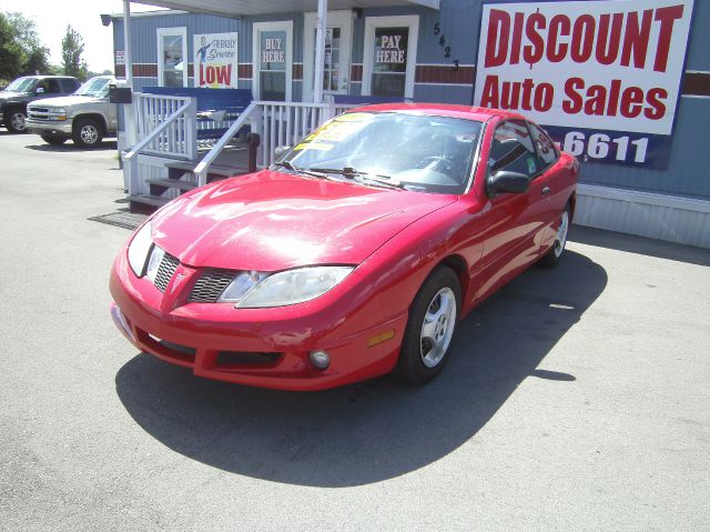 Pontiac Sunfire 2004 photo 2