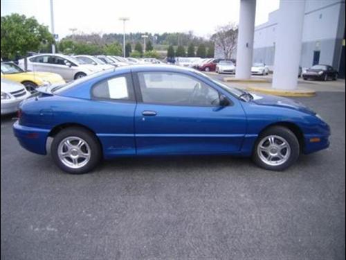 Pontiac Sunfire 2004 photo 1