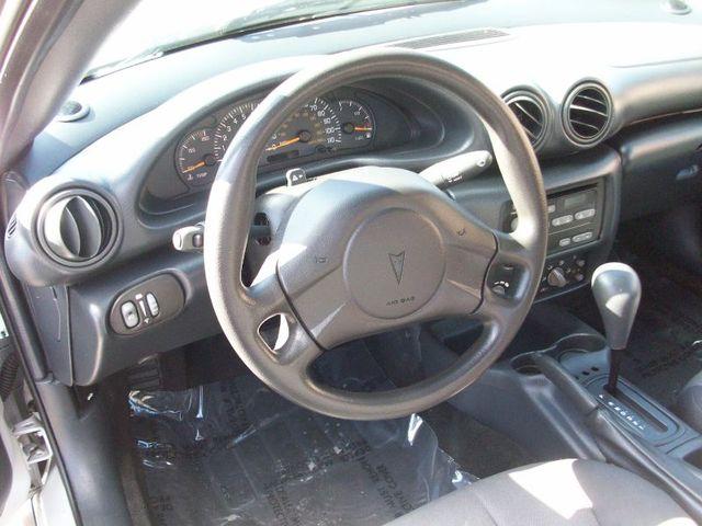 Pontiac Sunfire 2004 photo 1