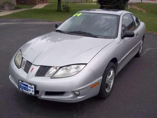 Pontiac Sunfire 2004 photo 2