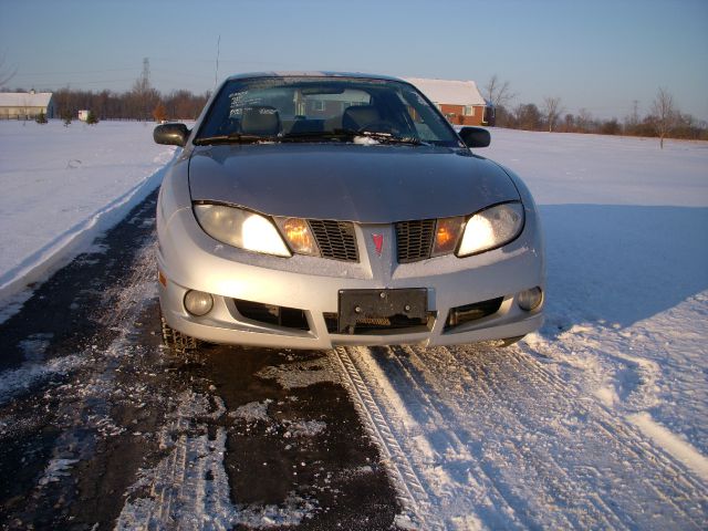 Pontiac Sunfire 2004 photo 4