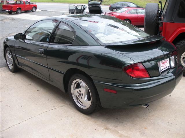 Pontiac Sunfire 2004 photo 3
