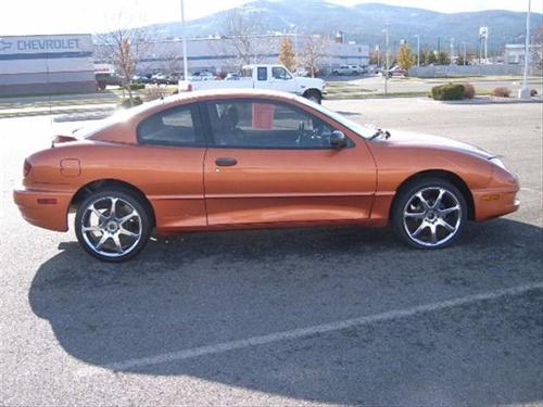 Pontiac Sunfire 2004 photo 2