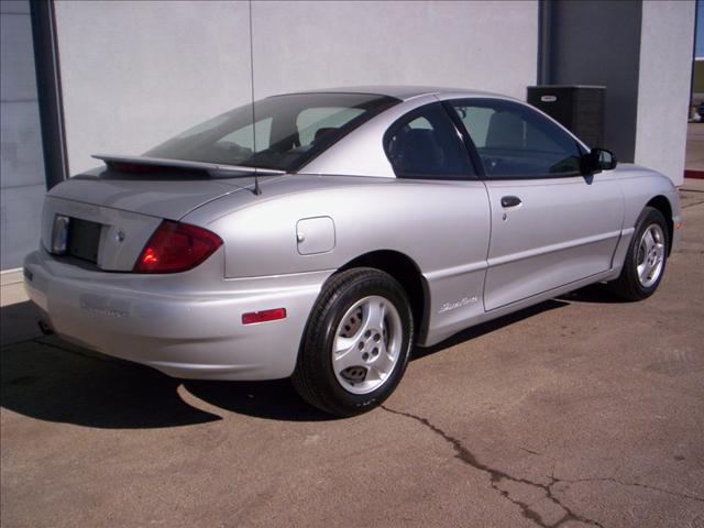 Pontiac Sunfire 2004 photo 4