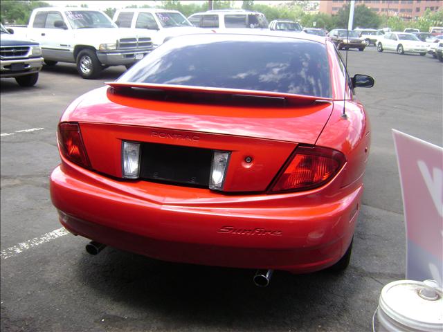 Pontiac Sunfire 2004 photo 3