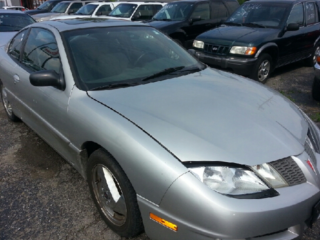 Pontiac Sunfire 2005 photo 2