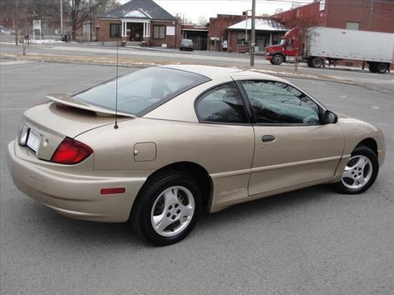 Pontiac Sunfire 2005 photo 3
