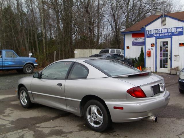 Pontiac Sunfire 2005 photo 2