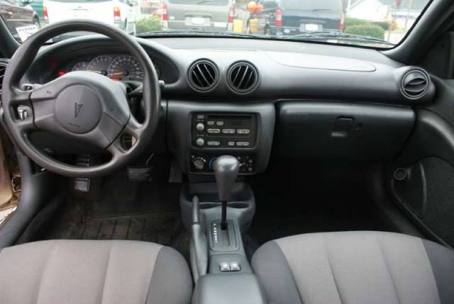 Pontiac Sunfire Base Coupe