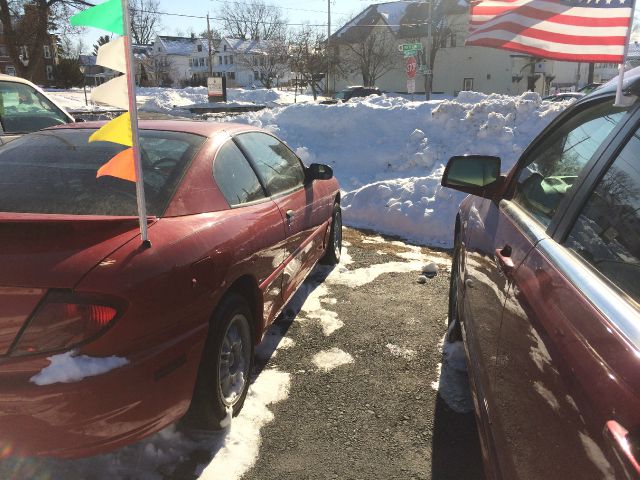 Pontiac Sunfire 2005 photo 2
