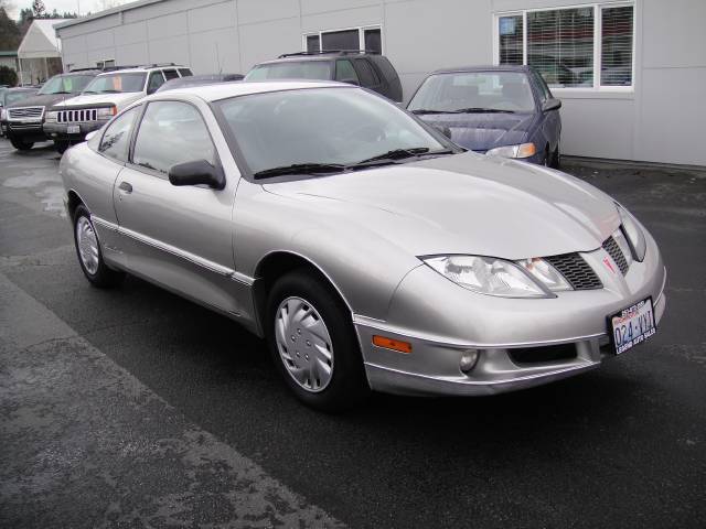 Pontiac Sunfire 2005 photo 2