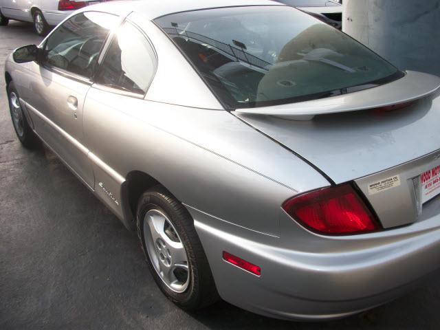 Pontiac Sunfire 2005 photo 2