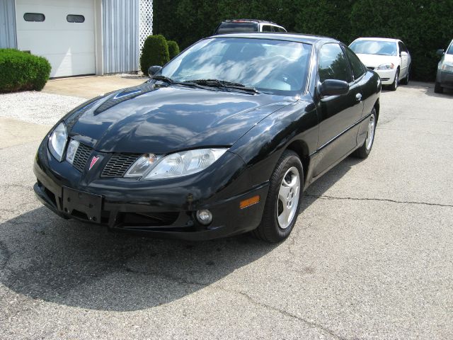 Pontiac Sunfire 2005 photo 2