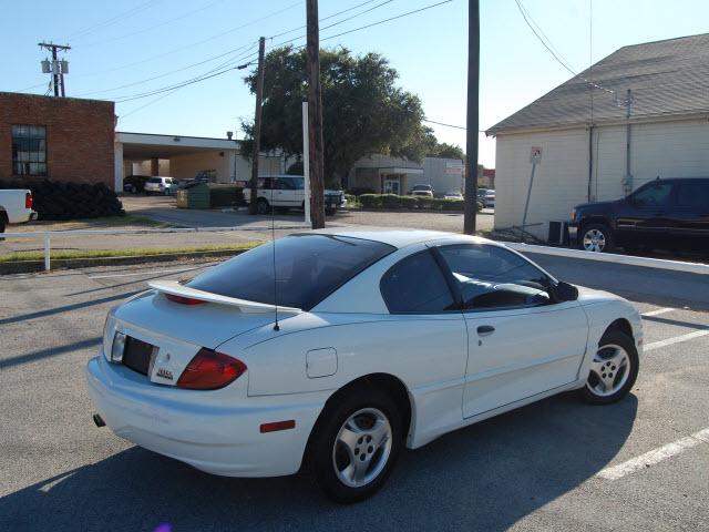 Pontiac Sunfire 2005 photo 3