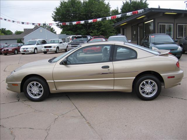Pontiac Sunfire Base Coupe