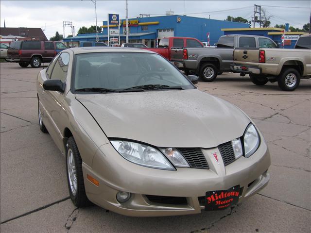 Pontiac Sunfire 2005 photo 2
