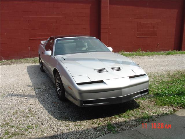 Pontiac TRANS AM 1987 photo 3
